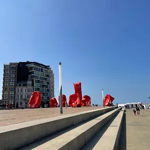 Gezellige Studio-1 Slaapkamer *4p* Strand/zee 50m Appartement