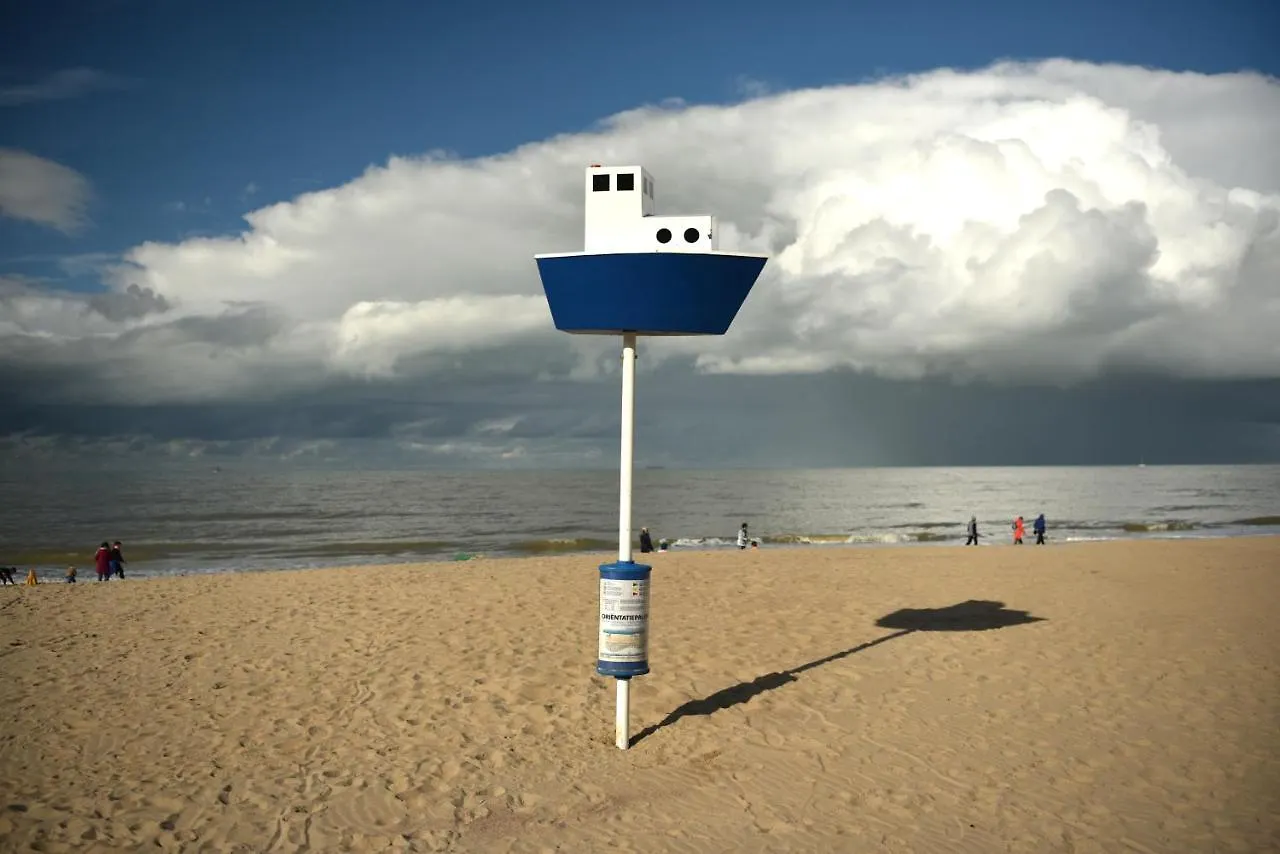 Ostend Sea View Apartment 0*,  Βέλγιο